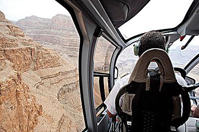 春节期间《碧海黑帆》开启不限量免费公测